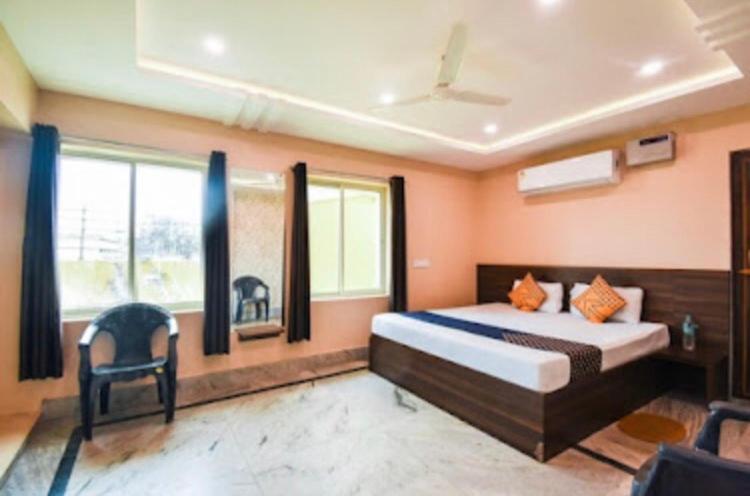 Hotel Royal Galaxy Puri Exterior photo